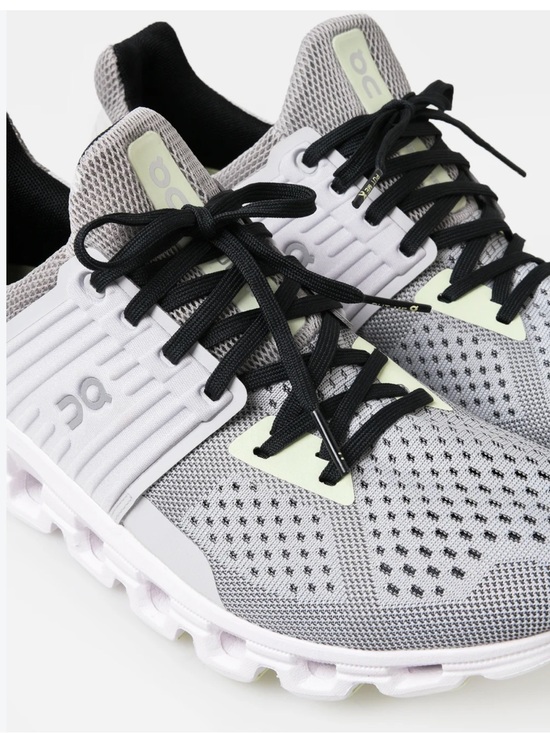 On Running Shoes - On Running  Cloudswift  women size 9 lace Up Running Shoes - Gray, Black
